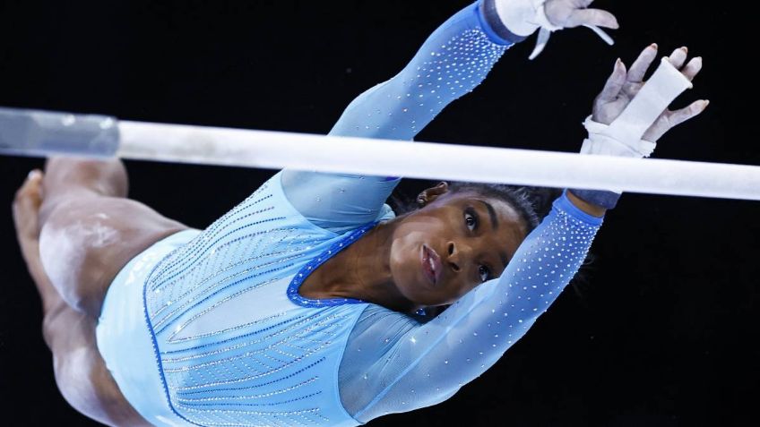 Gimnasta Simone Biles, regresa a competir tras frenar su participación en los Juegos Olímpicos de Tokio