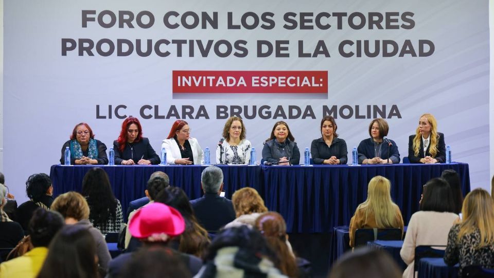 Aseguró que son necesarias las voces como las de la conductora.