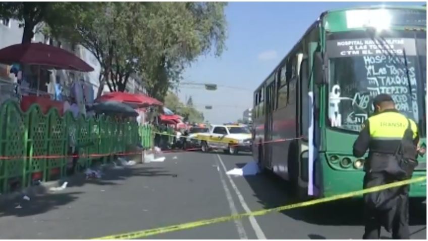 A unas horas de Nochebuena, trabajadora muere atropellada frente al Mercado de Mixcalco