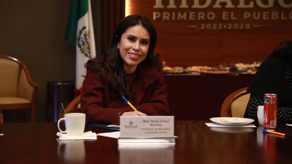 Sandra Simey Olvera trabaja para consolidar el proyecto de la transformación en Hidalgo