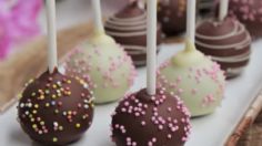 Aprende a hacer deliciosos cake pops de Oreo: esta receta rápida es ideal para compartir en familia