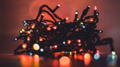 Cómo verificar la calidad de las luces de las series navideñas y otros adornos eléctricos