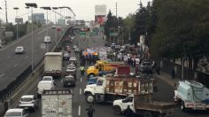 Manifestantes bloquean Periférico Norte e Insurgentes Sur y colapsan tráfico en la CDMX