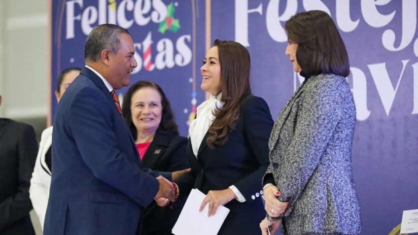 Aguascalientes: Tere Jiménez refrenda su compromiso con la educación y con los maestros del estado