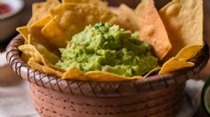 Prepara rico guacamole falso con menos de 20 pesos, ideal para unas tostadas de tinga o pata