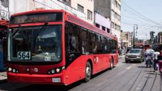 Metrobús: ¿me pueden quitar mis placas por invadir el carril confinado?