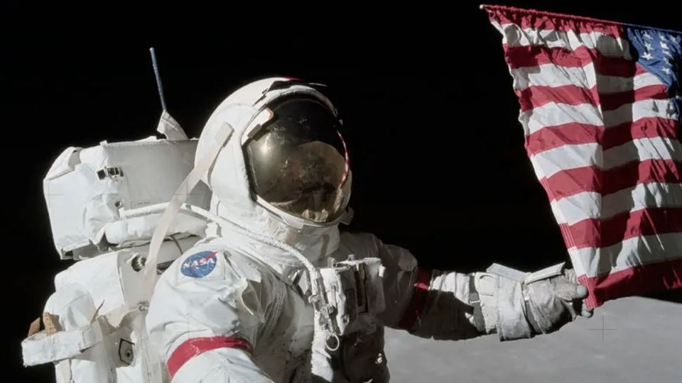 El astronauta Eugene A. Cernan en el satélite natural.