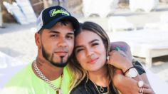 Anuel AA se convierte en blanco de críticas tras hacerle el mismo regalo a su nueva novia que a Karol G