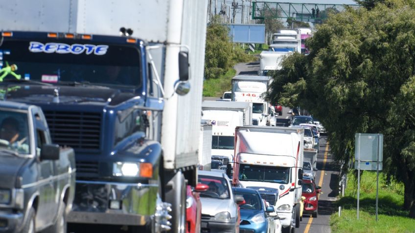 Caos en la carretera México-Toluca por cierre del 9 al 10 de diciembre: alternativas viales