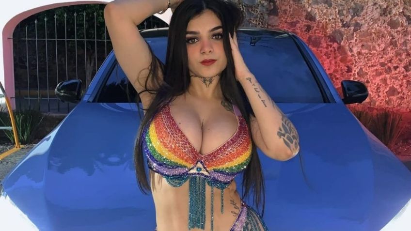 De espaldas, Karely Ruiz derrite Instagram en micro bikini metálico