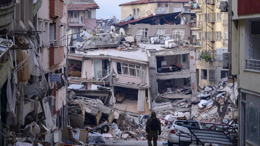 Saqueadores aprovecharon el caos de Turquía para robar tiendas, cajeros y supermercados