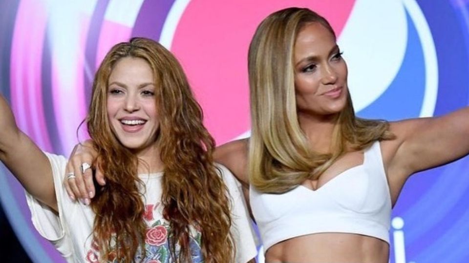 La cantante estadounidense no estaba feliz con la noticia de que compartiría escenario con Shakira