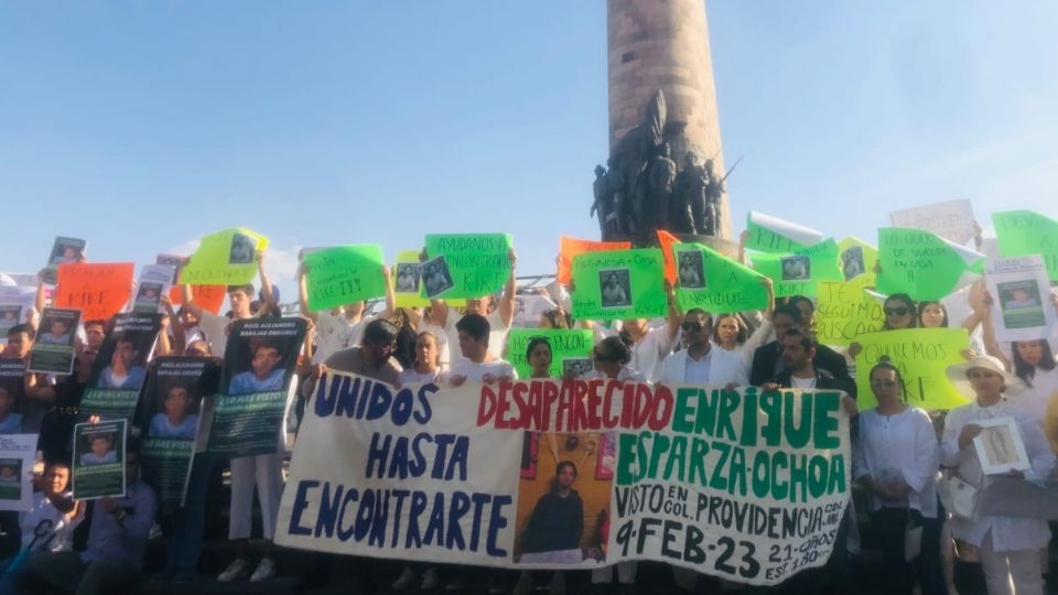 Esta tarde sus familiares y amigos salieron a las calles para exigir que se les encuentre