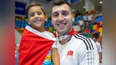 Encuentran muerto entre los escombros al capitán de la selección de balonmano de Turquía junto a su hijo