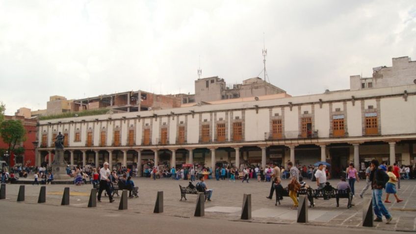 "Yo no quiero un 14 de febrero feliz": crónica de un San Valentín de terror en la Plaza Santo Domingo