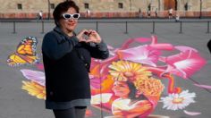 Gobierno CDMX invita a disfrutar arte urbano de corazones 3D en el Zócalo