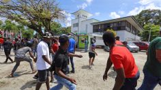 Cientos de personas intentan tomar por la fuerza el Parlamento de Surinam