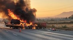 Caos en la México-Querétaro: chocan 3 vehículos y se incendian