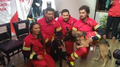 Rescatistas y perritos poblanos son reconocidos por labor en Turquía: "Lo hacemos sin recibir nada"