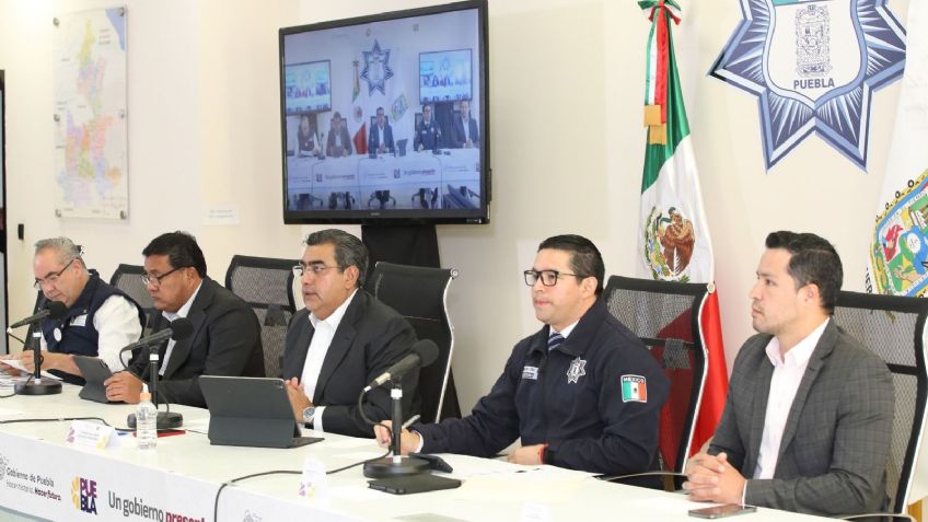 Policías estatales de Puebla reciben incremento salarial