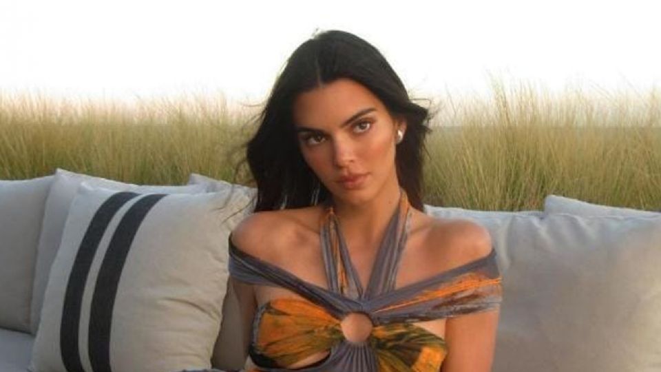 Kendall Jenner ha estado recordando sus mejores looks en bikini.