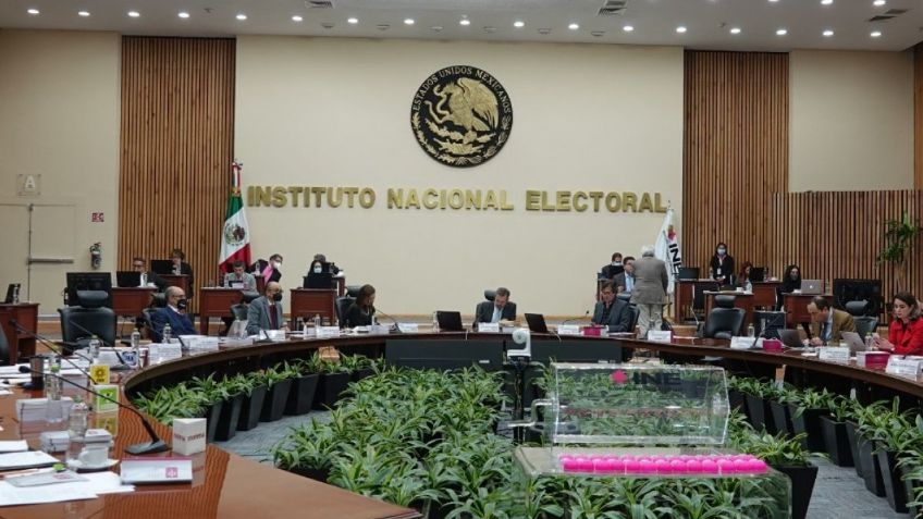 El Tribunal Electoral ordenó que el INE sea presidido por una mujer