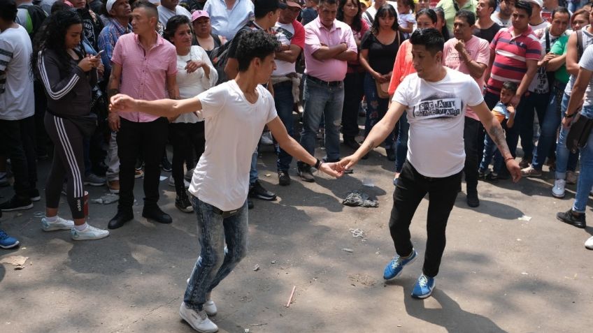 Ligue y baile cuerpo a cuerpo: así se vive una noche sonidera en la Merced