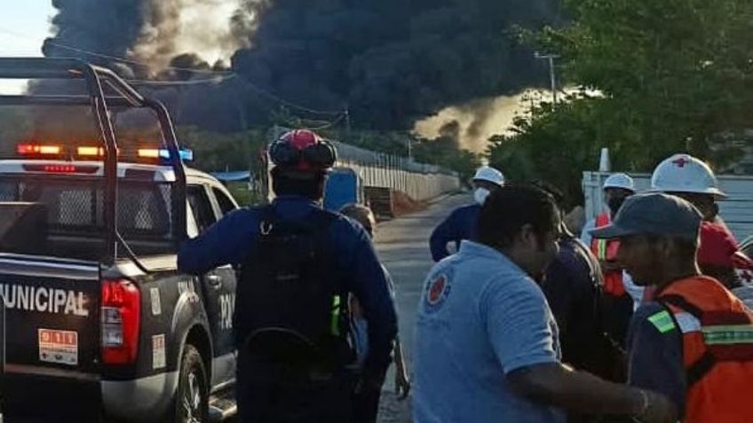 Dos muertos y tres desaparecidos en Ixhuatlán: el saldo de la explosión en las instalaciones de Pemex