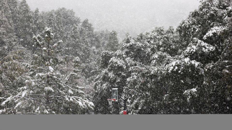 La tormenta invernal afecta a Los Ángeles por primera vez desde 1940.