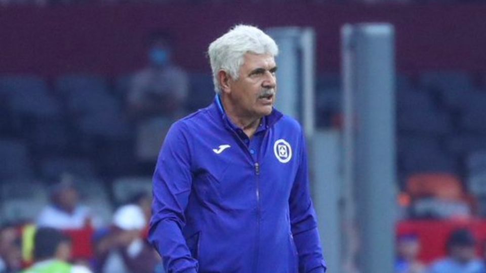 Ricardo Ferretti rompe su mala racha en debuts