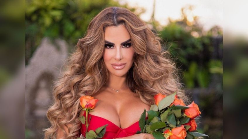 Ninel Conde roba suspiros con ajustada mini falda que resalta su torneada silueta