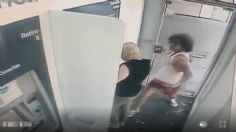 FUERTE VIDEO: un joven ladrón da un escalofriante golpe en la cara a una anciana para robar su pensión