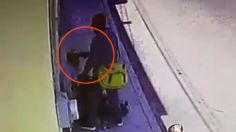 VIDEO | Ni el bolero se salva: un sujeto robó sus ganancias a punta de pistola