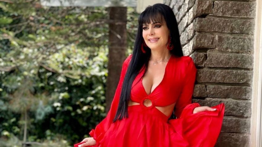 Maribel Guardia seduce con escotado vestido de encaje a sus 63 años de edad