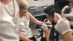 VIDEO | Abuelita conquista Internet al mostrar su primer tatuaje a los 80 años y es en hornor a Julián Álvarez