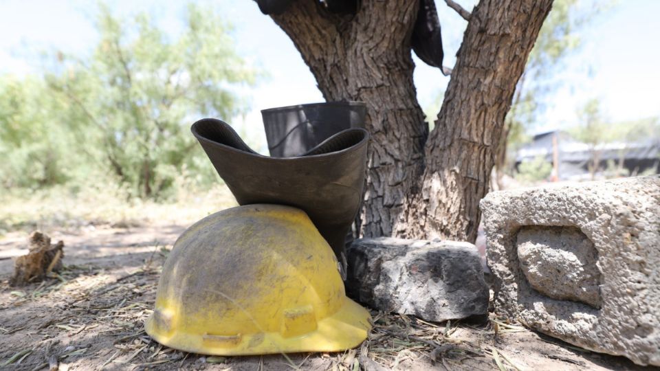 10 mineros quedaron atrapados luego de la inundación en un pozo de carbón.