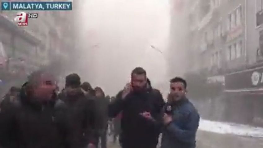 VIDEO: un reportero corre y rescata a personas en vivo durante el segundo terremoto en Turquía