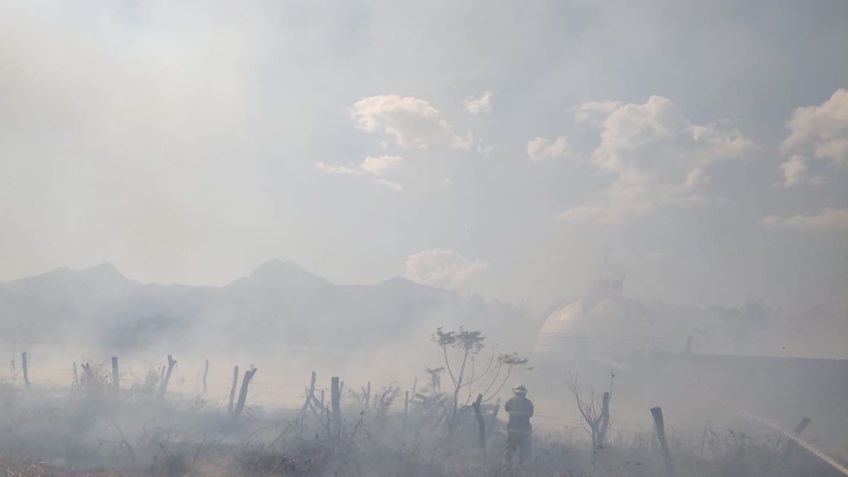 Fuerte incendio en pastizal se registró en Talpa de Allende