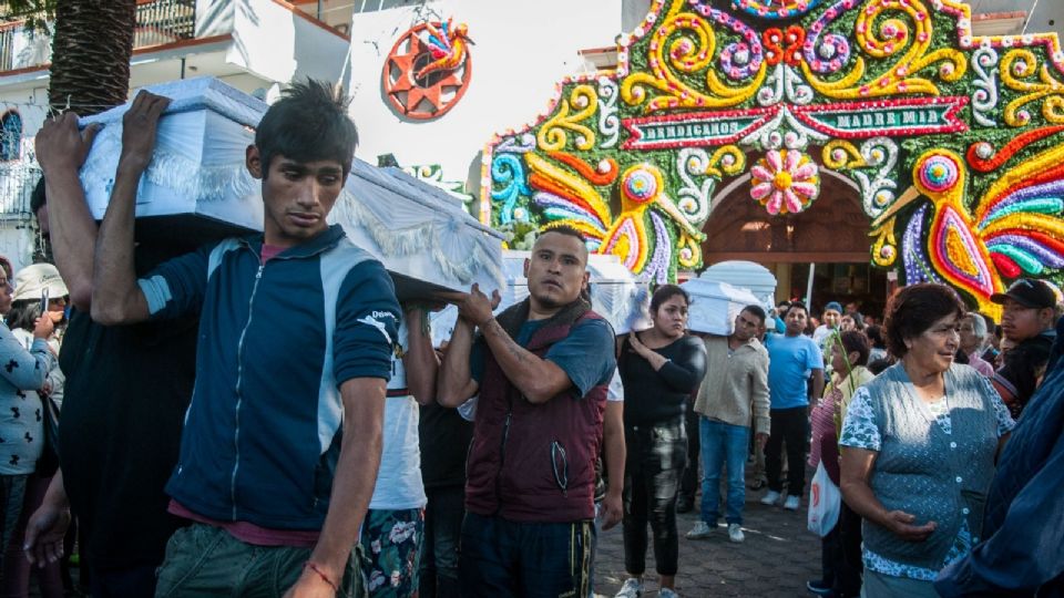 Santa Cruz Meyehualco es un barrio caracterizado por el comercio y las festividades