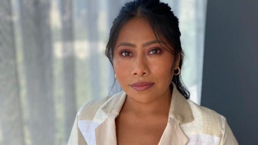 Yalitza Aparicio impone moda con el vestido largo que favorece a las chaparritas