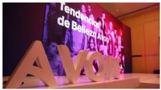 Con las redes sociales Avon optimiza la venta de sus productos de belleza