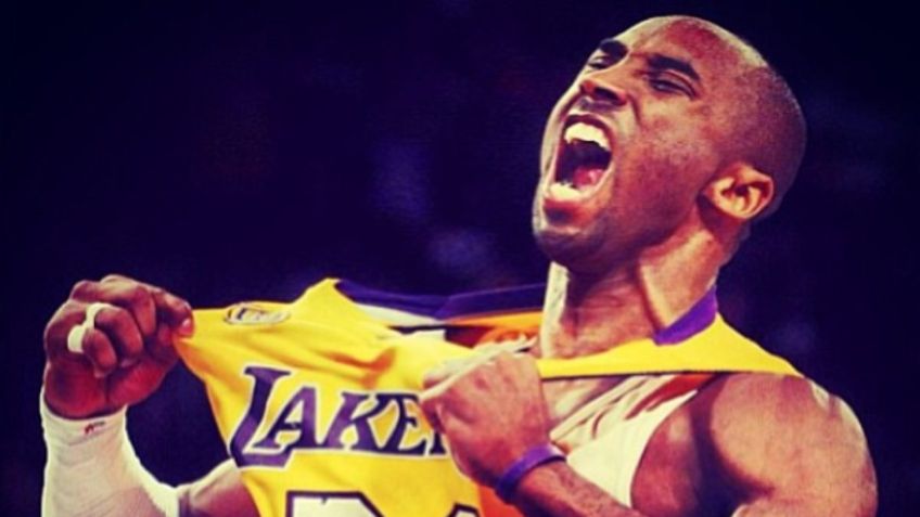 Subastan jersey de Kobe Bryant en cifra millonaria, la tercera prenda deportiva más cara de la historia