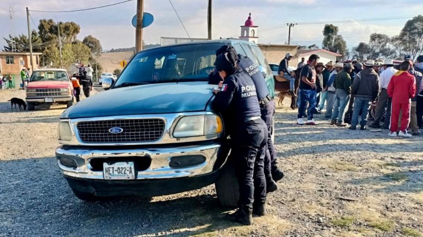 Intentaron robar ganado y casi los linchan: policías lograron rescatarlos de brutal paliza