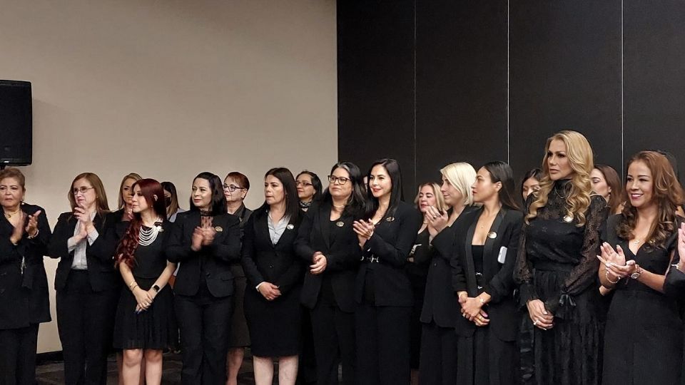 Las mujeres representan el 52 por ciento de la población que equivale a 66.2 millones.