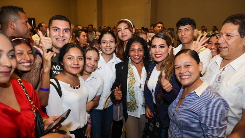 Evelyn Salgado reconoce la labor y contribución de las y los notarios como promotores de la legalidad