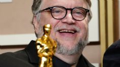 Claudia Sheinbaum felicita a Guillermo del Toro por su premio Oscar