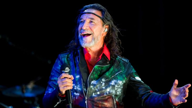 Marco Antonio Solís tienen una larga