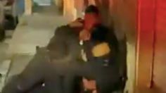 VIDEO | Policías golpean brutalmente a un hombre en Veracruz: "¿Por qué lo están sometiendo? ¡Grábenlo!"