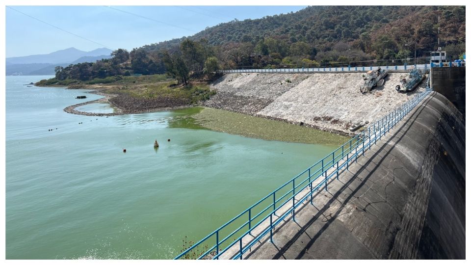 Prestadores de servicio de Valle de Bravo han advertido un fuerte daño al turismo por el bajo nivel del agua
