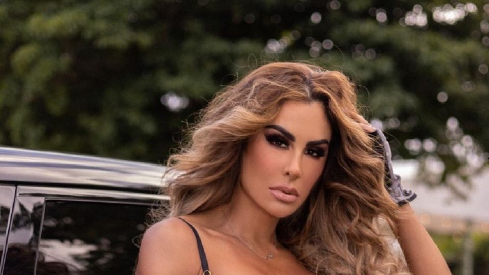 Ninel Conde posando. Fuente: Instagram